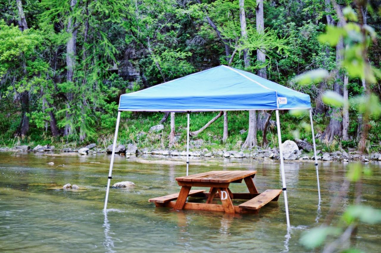 Son'S Guadalupe Glamping Tents - Adorable Riverside Glamping Tents Perfect A Family Getaway! New Braunfels Ngoại thất bức ảnh