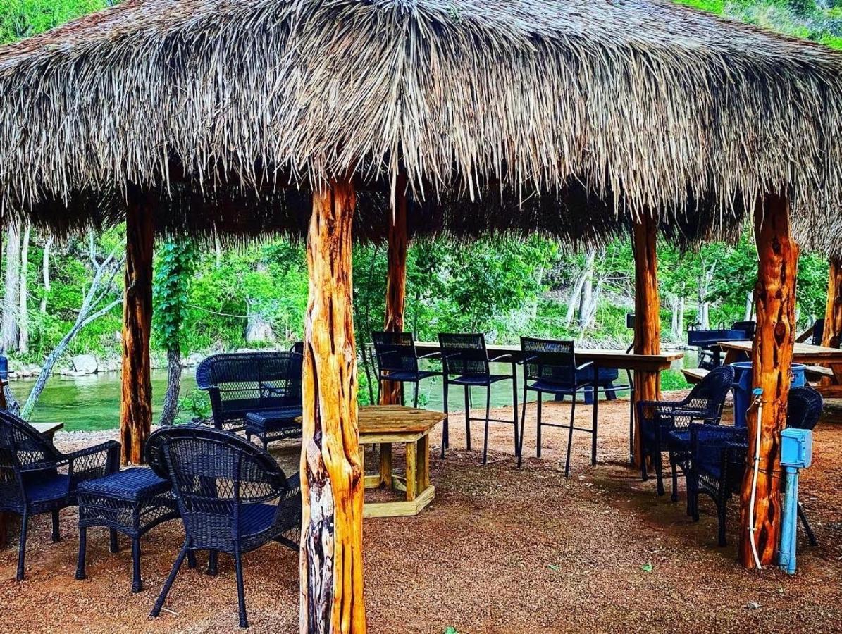 Son'S Guadalupe Glamping Tents - Adorable Riverside Glamping Tents Perfect A Family Getaway! New Braunfels Ngoại thất bức ảnh